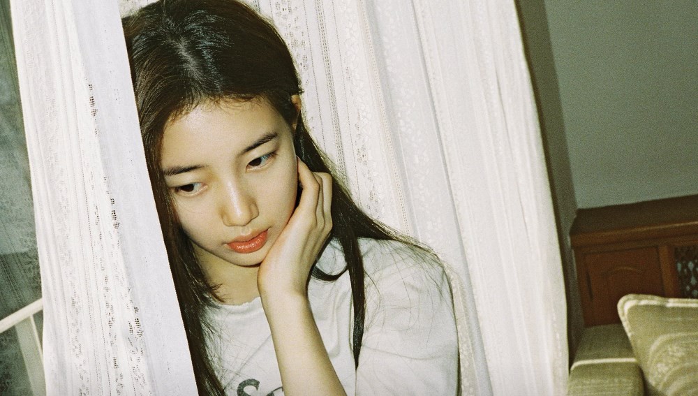Album Review] Faces Of Love (2nd Mini Album) – Suzy – KPOPREVIEWED