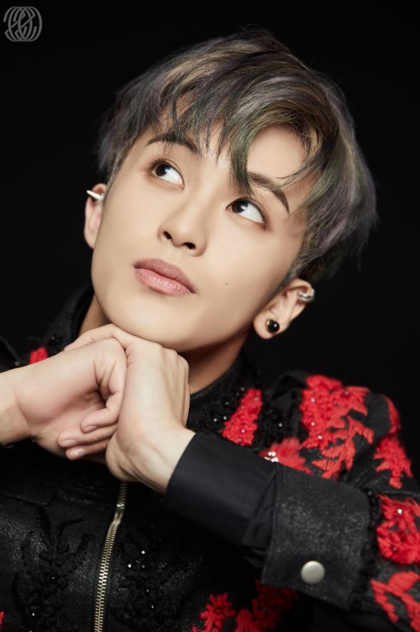 Mark's Teaser Image for NCT 2020: Resonance Part 2