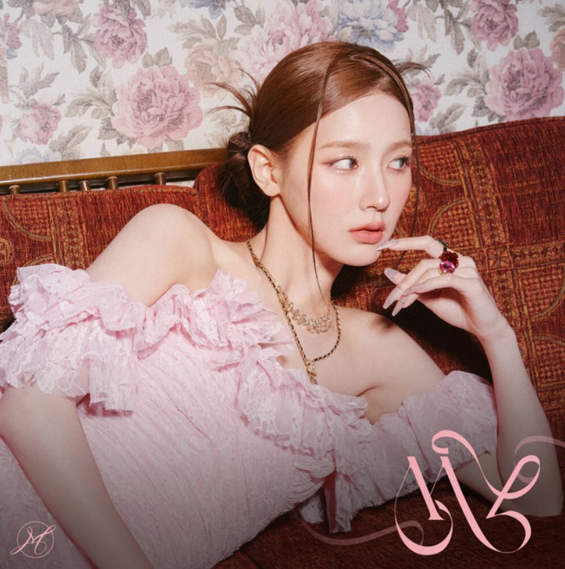 MIYEON - MY, Lover (EP) - Reviews - Album Of The Year