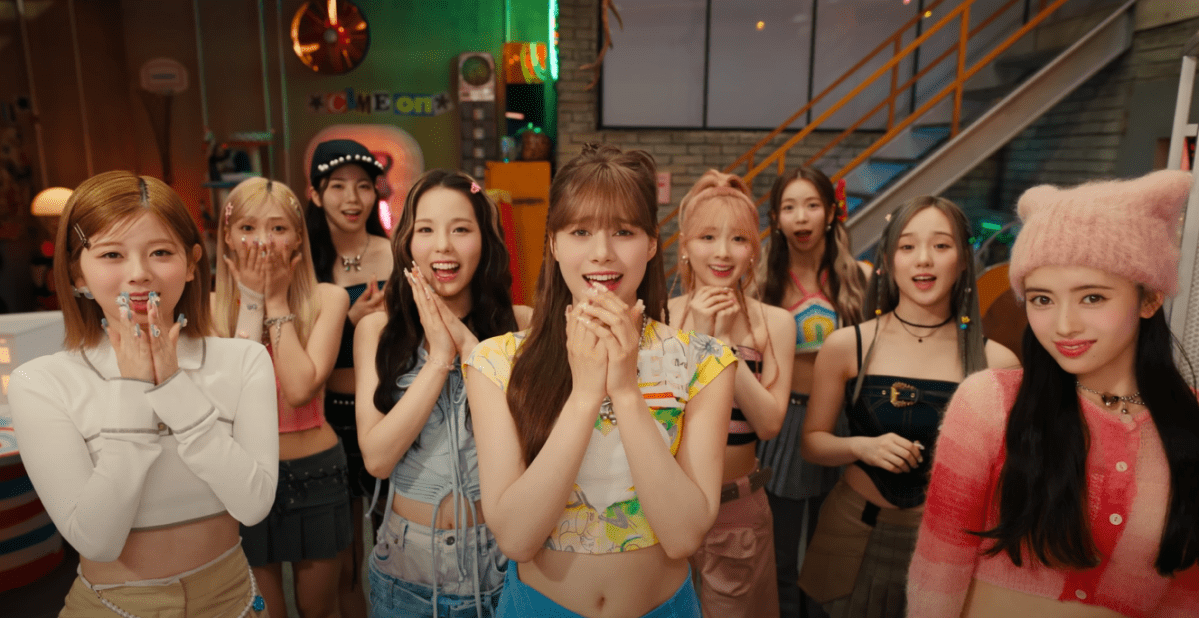Review] HEARTRIS – NiziU – KPOPREVIEWED