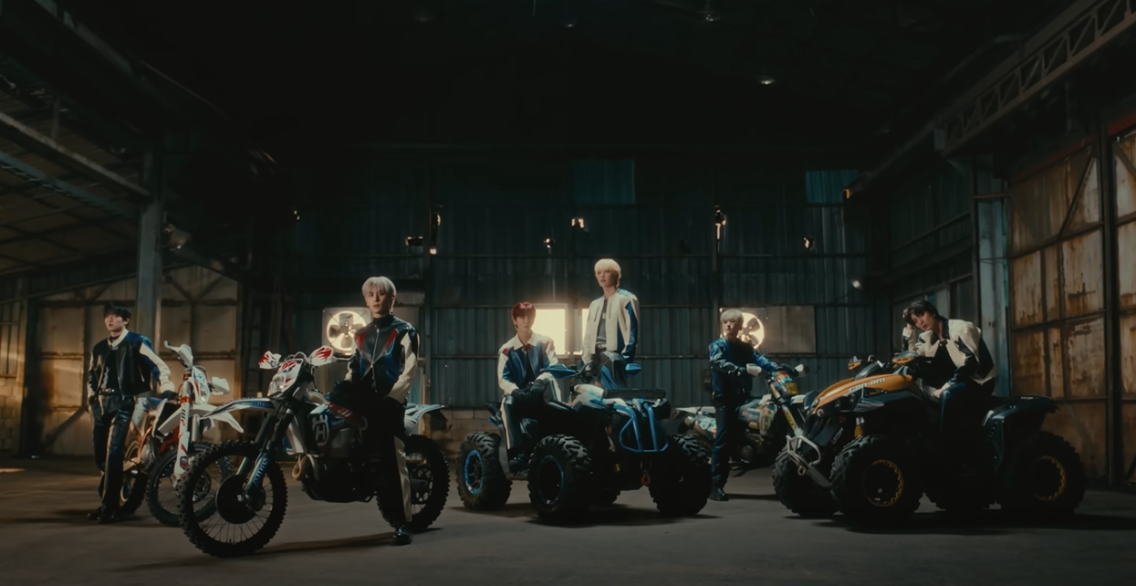 [Review] LOVE RACE – SF9 – Kpop Review - KpopHit - KPOP HIT