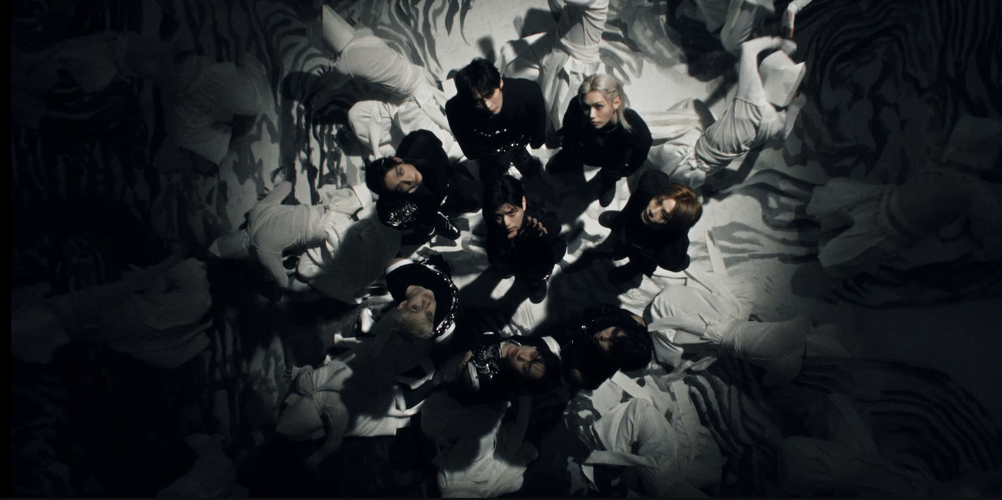 [Review] RUN IT – Stray Kids
